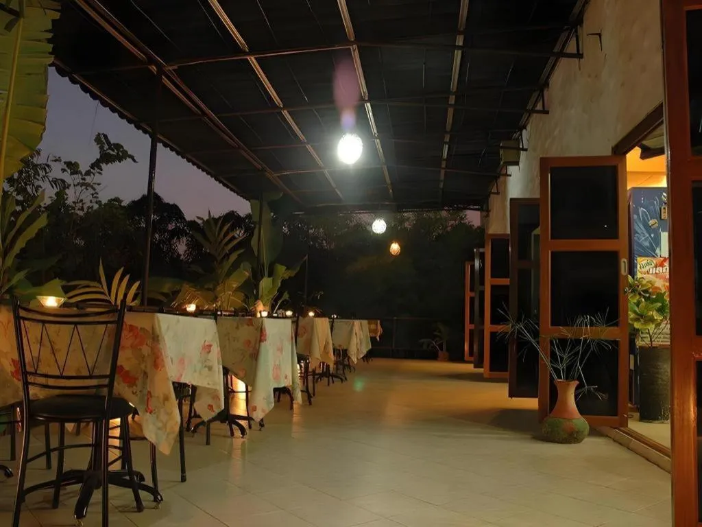 Chayada Garden House and Resort Hotel