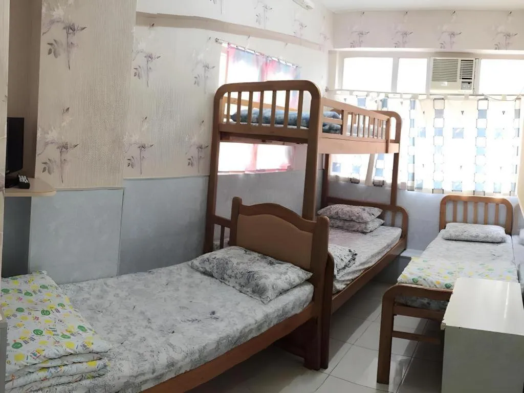 Bed in Dragon Hostel Hong Kong