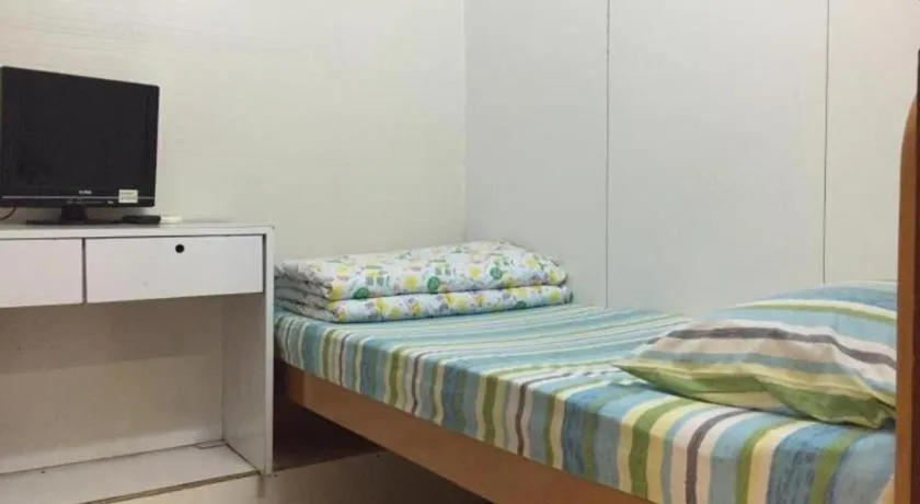 Bed in Dragon Hostel Hong Kong