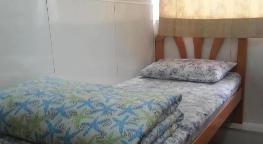 Bed in Dragon Hostel Hong Kong