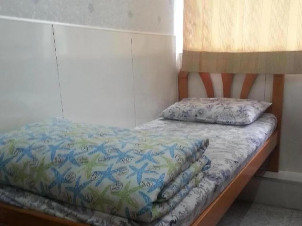 Bed in Dragon Hostel Hong Kong