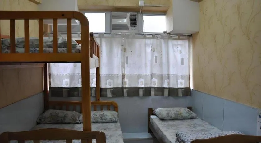 Bed in Dragon Hostel Hong Kong