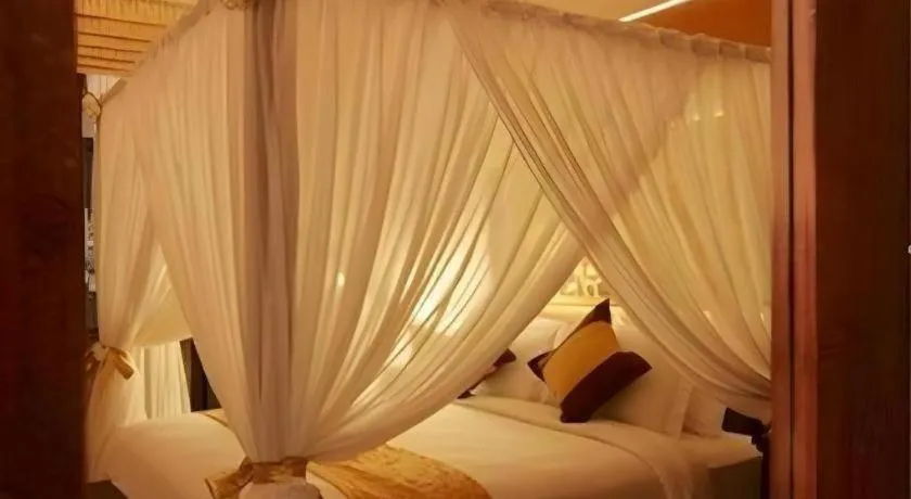 Bed in Savali Hotel