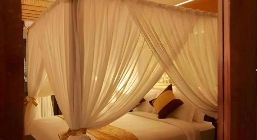 Bed in Savali Hotel