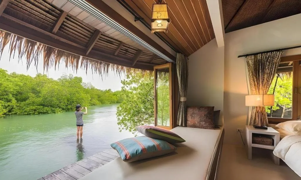 Bed in The Blue Sky Resort@ Koh Payam