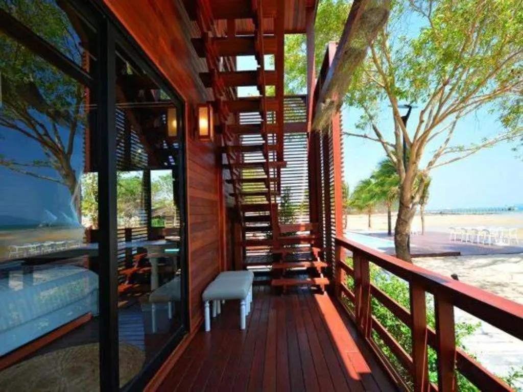 The Blue Sky Resort@ Koh Payam