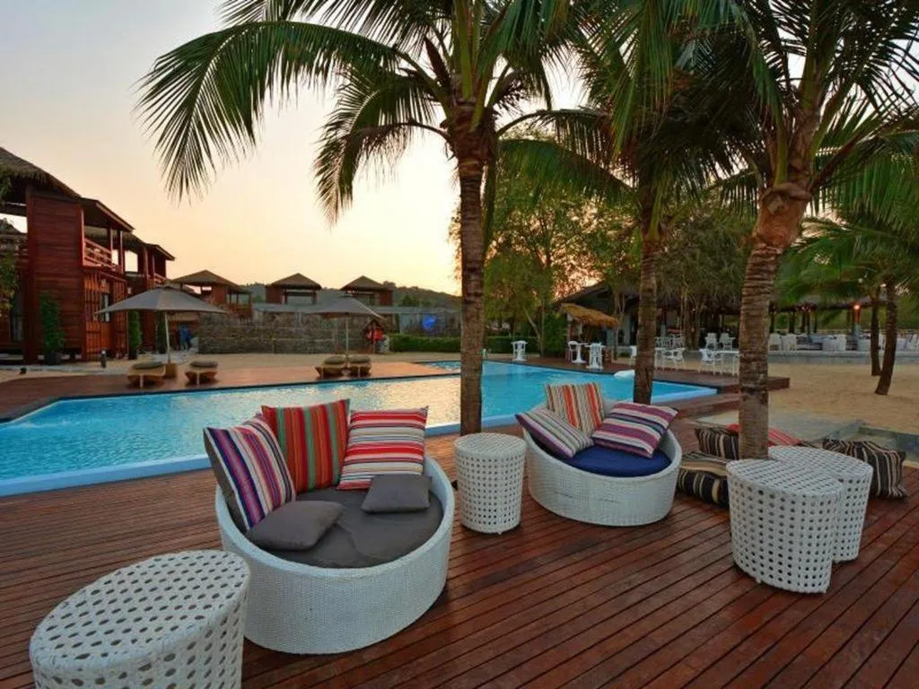 The Blue Sky Resort@ Koh Payam