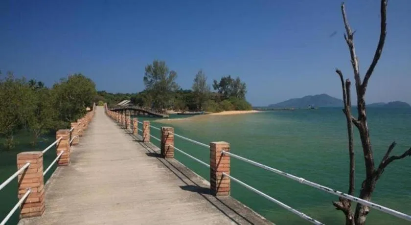 The Blue Sky Resort@ Koh Payam