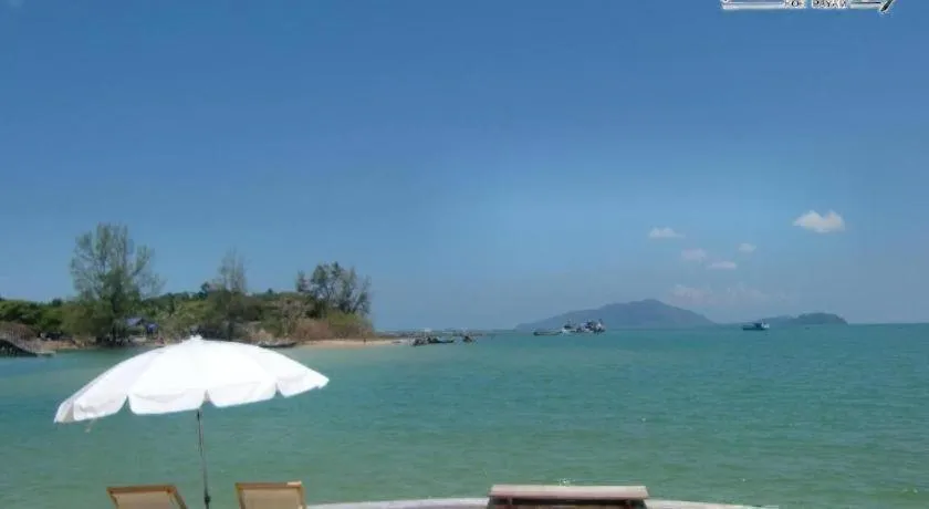 The Blue Sky Resort@ Koh Payam