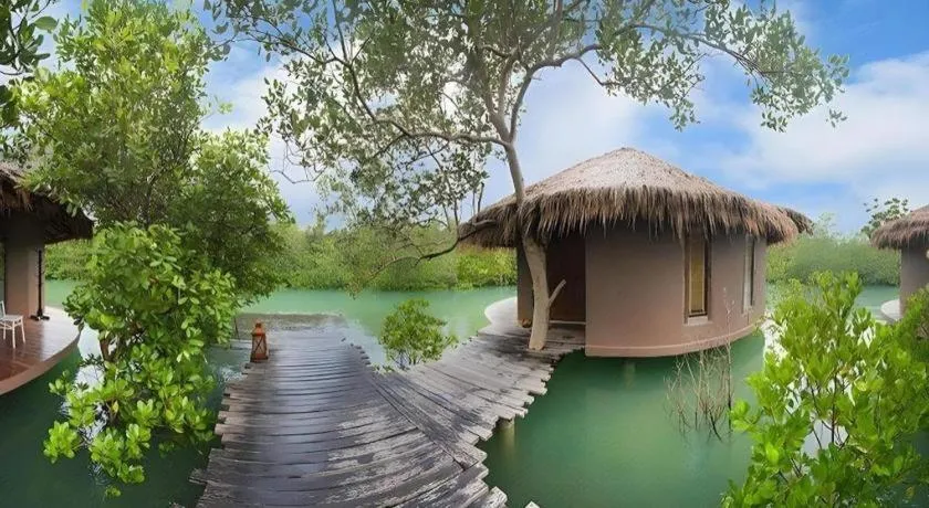 The Blue Sky Resort@ Koh Payam