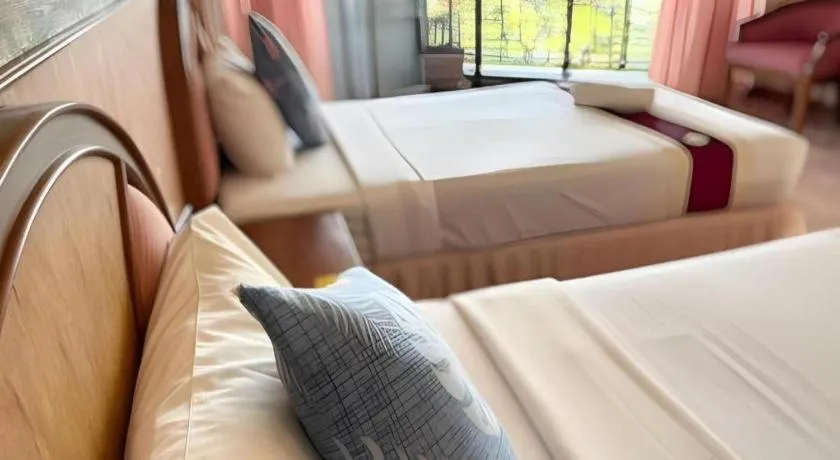 Bed in Supar Royal Beach Hotel