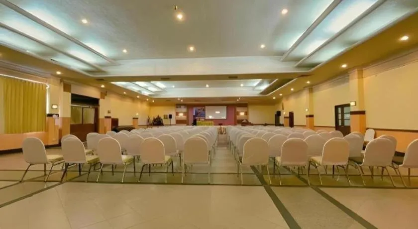 Supar Royal Beach Hotel