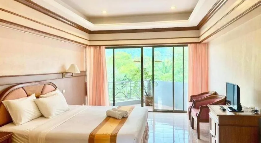 Bed in Supar Royal Beach Hotel