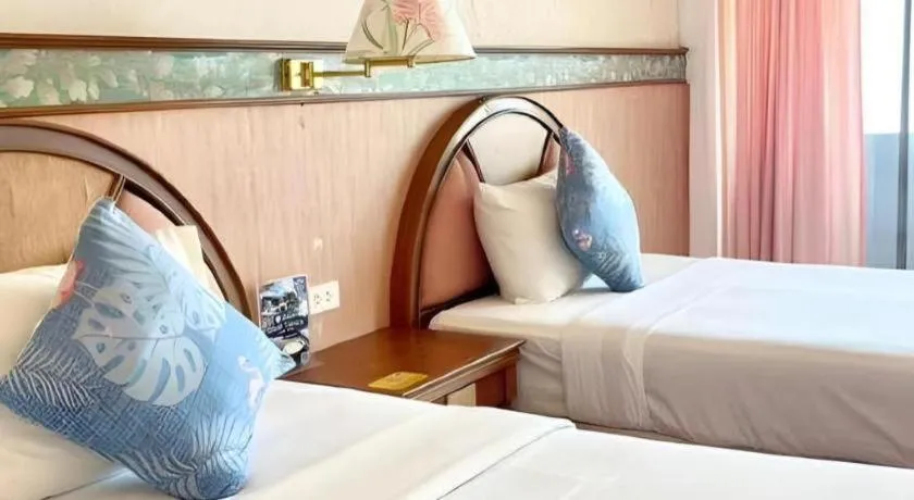 Bed in Supar Royal Beach Hotel