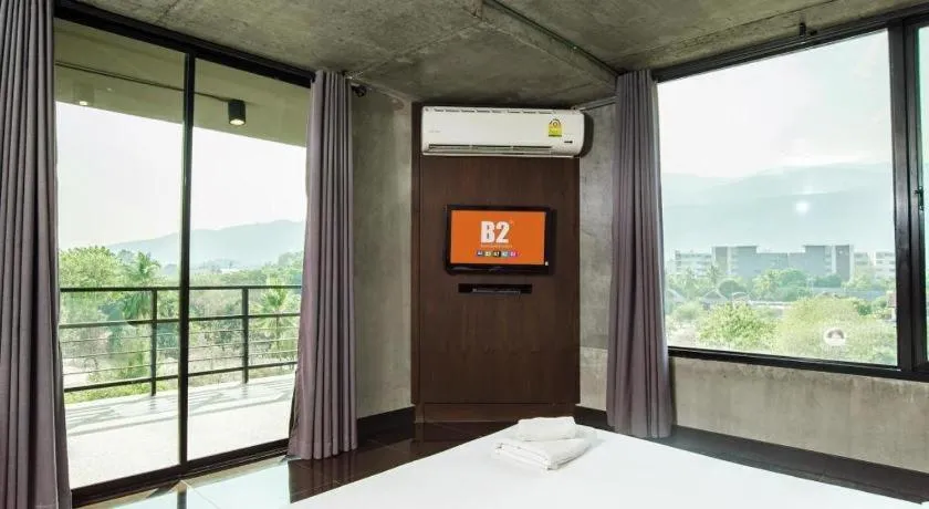 B2 Black Business and Budget Hotel