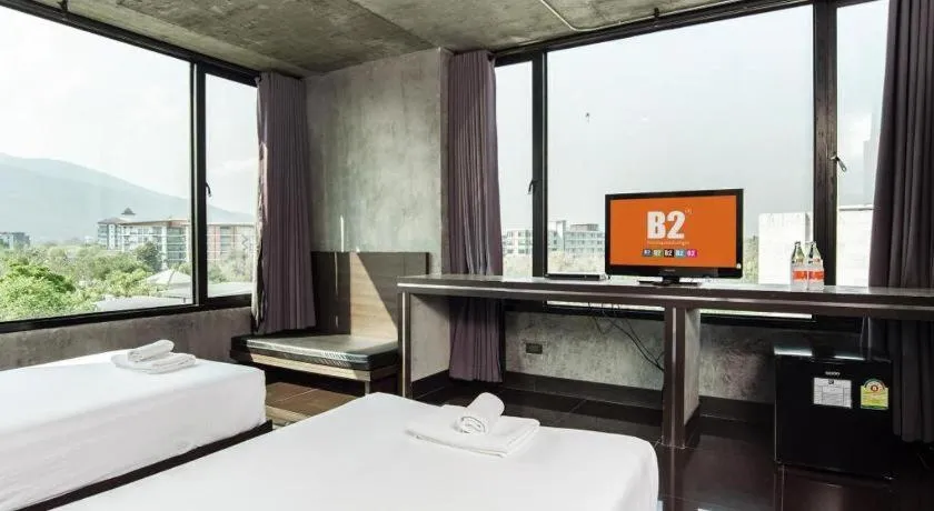 Bed in B2 Black Business and Budget Hotel