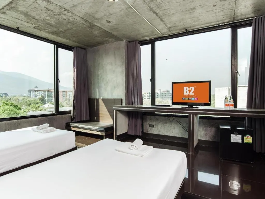 Bed in B2 Black Business and Budget Hotel