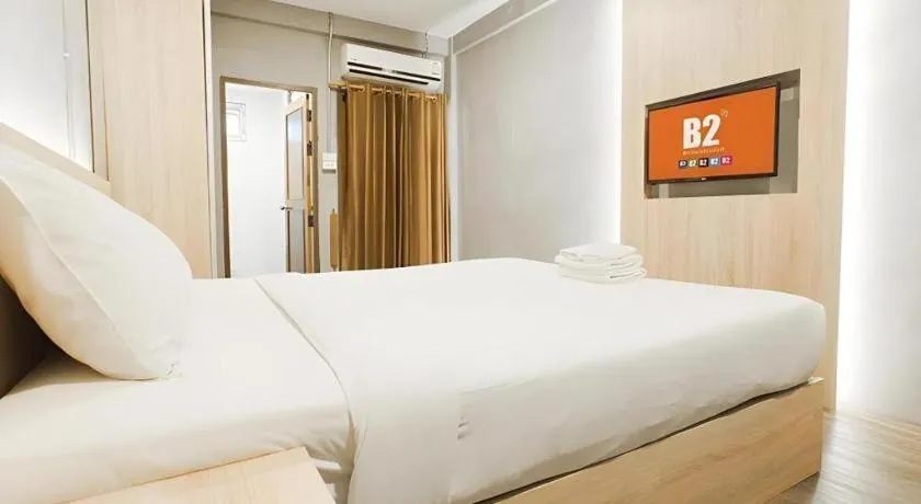 Bed in B2 Santitham Boutique & Budget Hotel