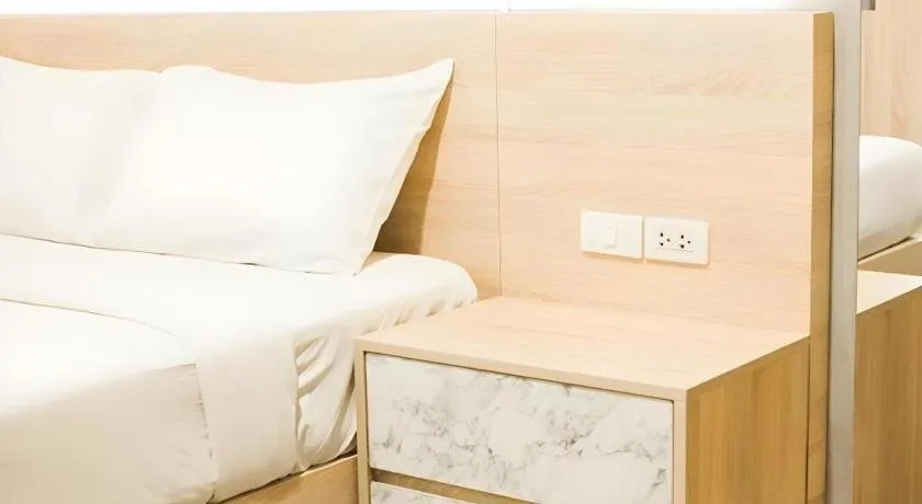 Bed in B2 Santitham Boutique & Budget Hotel