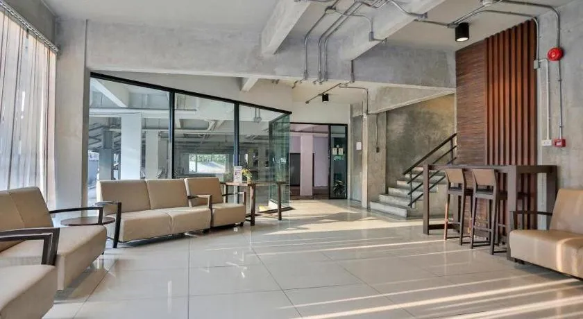 B2 Green Boutique and Budget Hotel