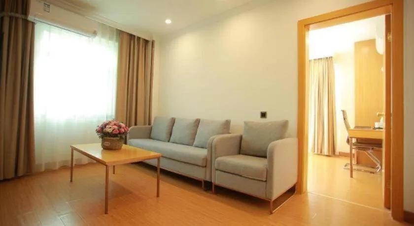 GreenTree Inn Suites HongQiao Airport Branch