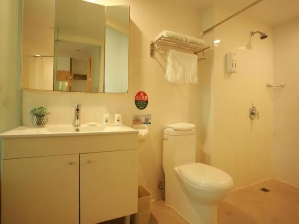 GreenTree Inn Suites HongQiao Airport Branch