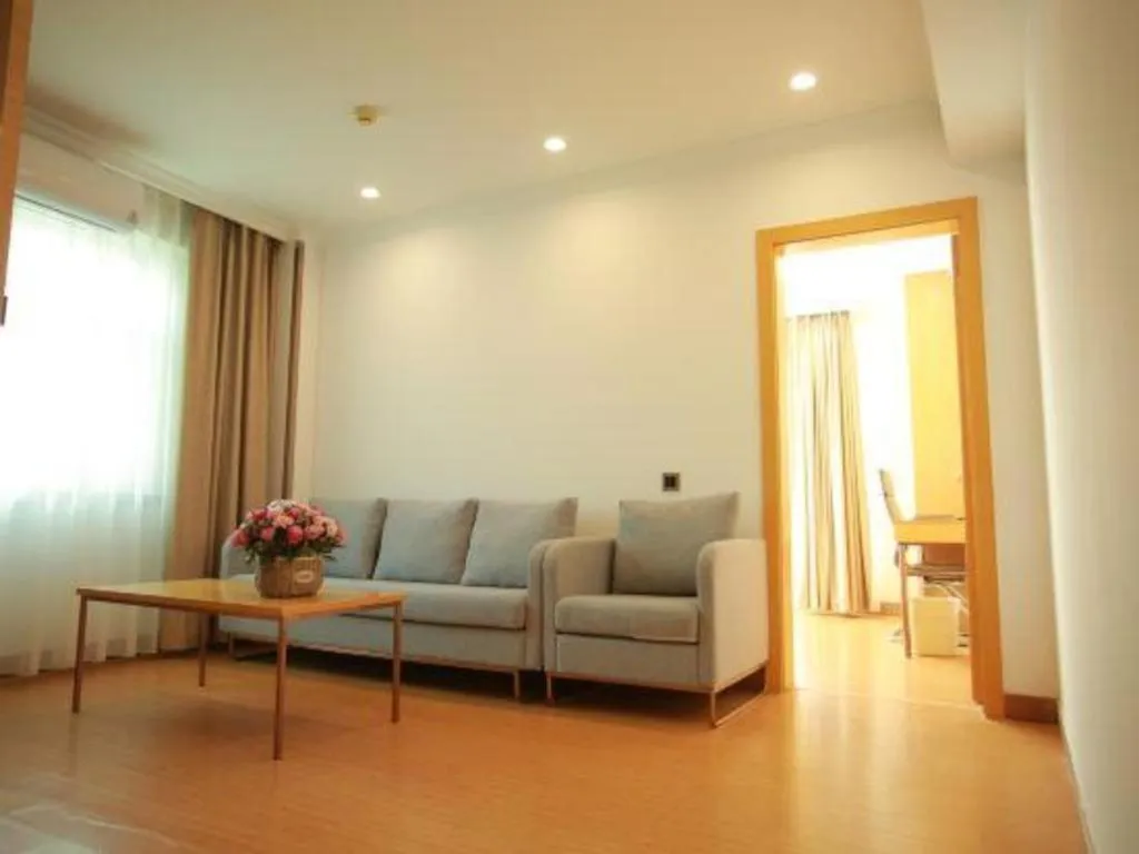 GreenTree Inn Suites HongQiao Airport Branch