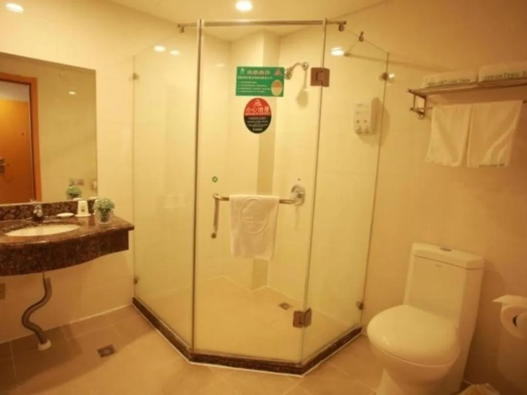 GreenTree Inn Suites HongQiao Airport Branch