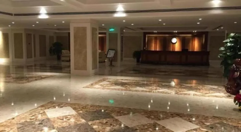 GreenTree Inn Suites HongQiao Airport Branch