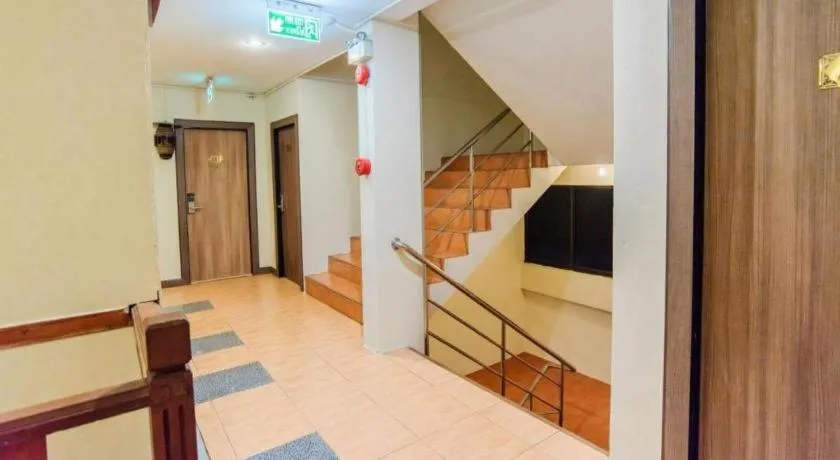 B2 Airport Boutique & Budget Hotel