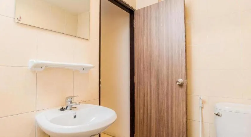 B2 Airport Boutique & Budget Hotel