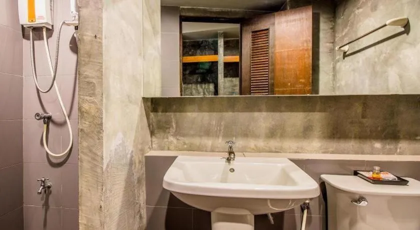 B2 Thippanate Boutique & Budget Hotel