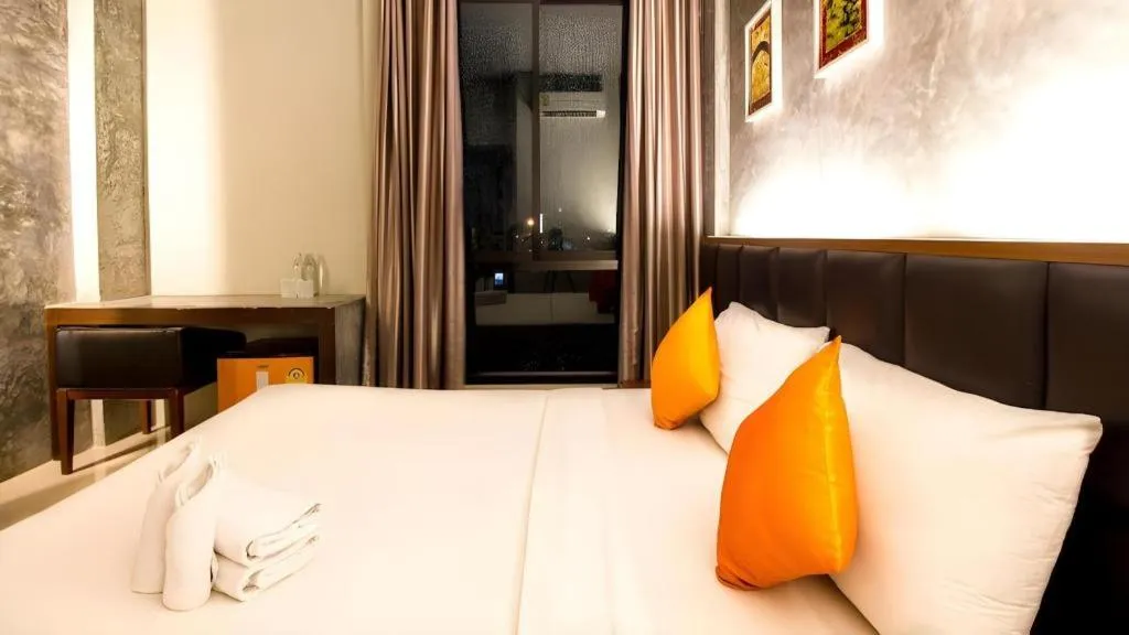 Bed in B2 Thippanate Boutique & Budget Hotel