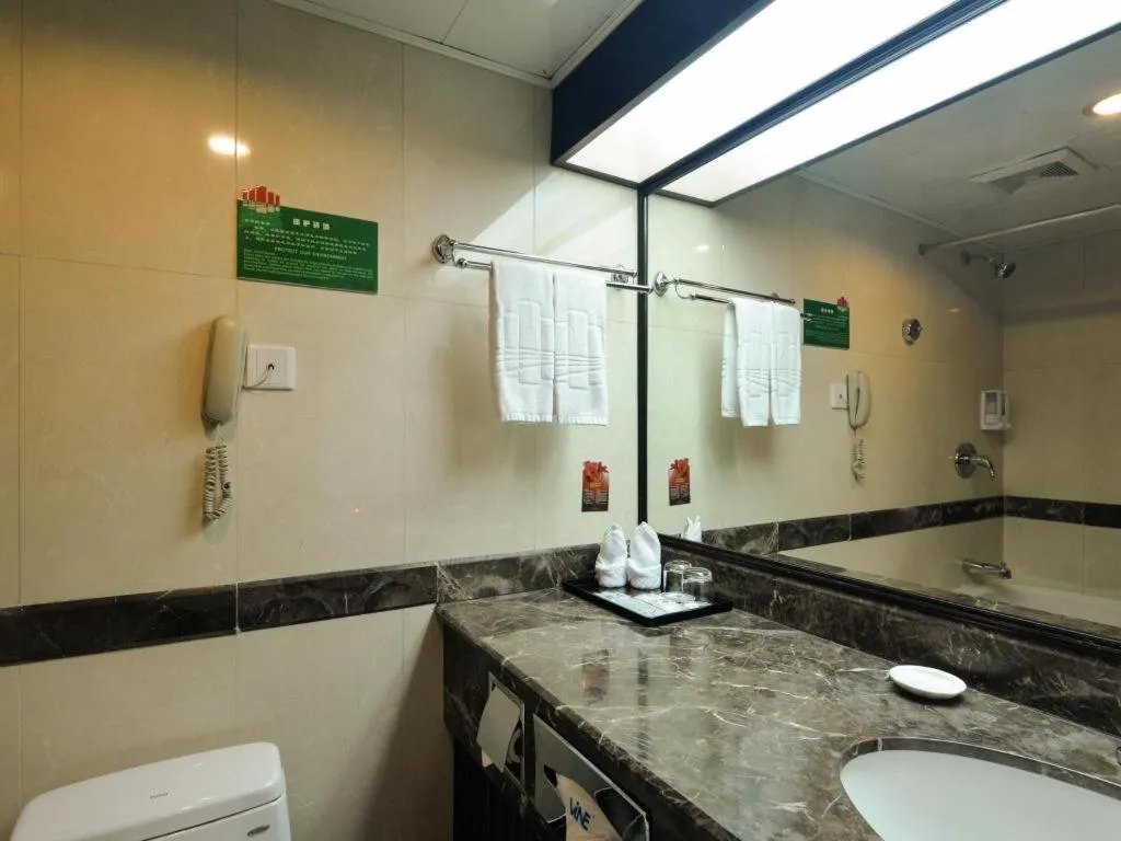 New Pearl River Hotel