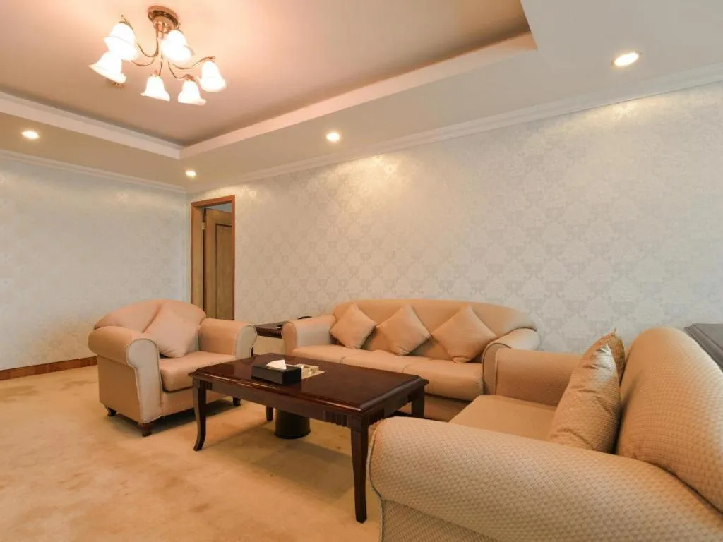 New Pearl River Hotel