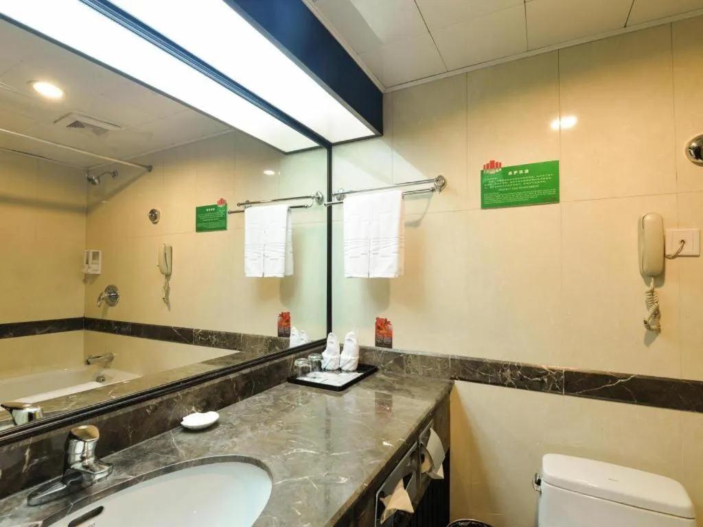 New Pearl River Hotel