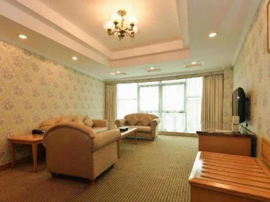 New Pearl River Hotel