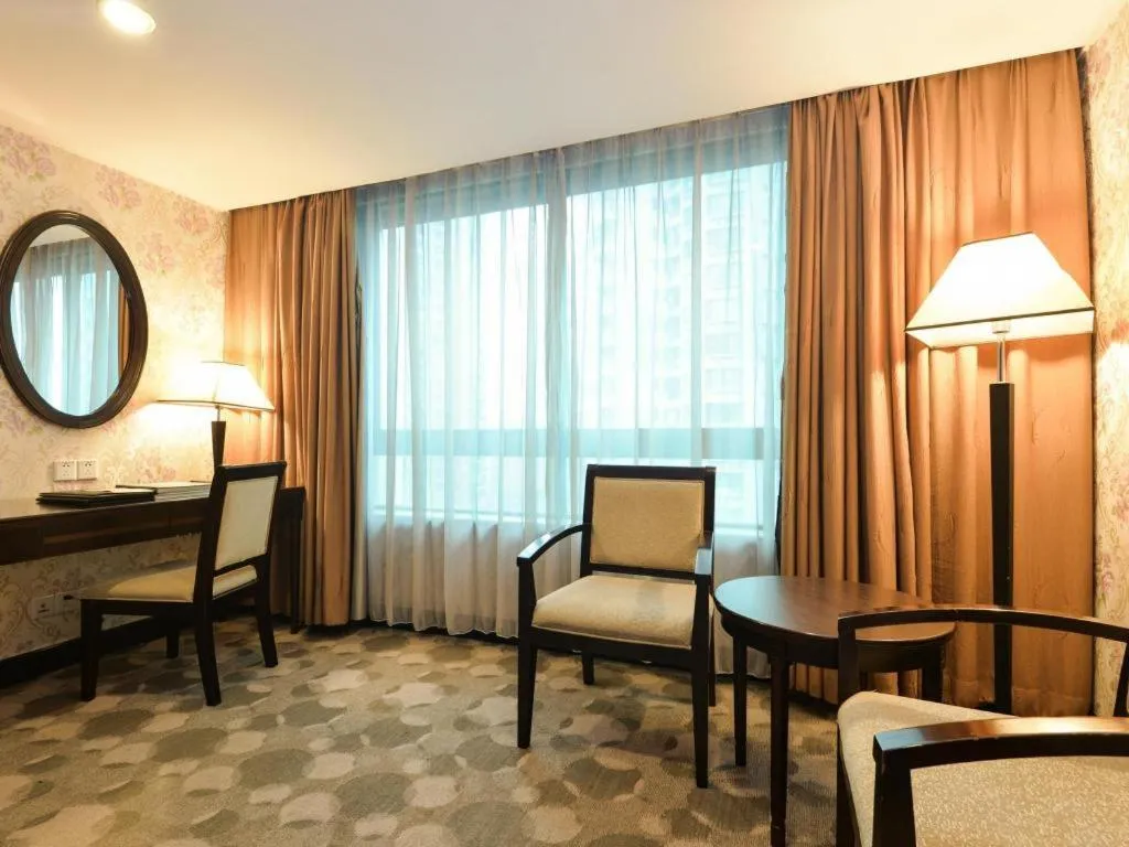 New Pearl River Hotel