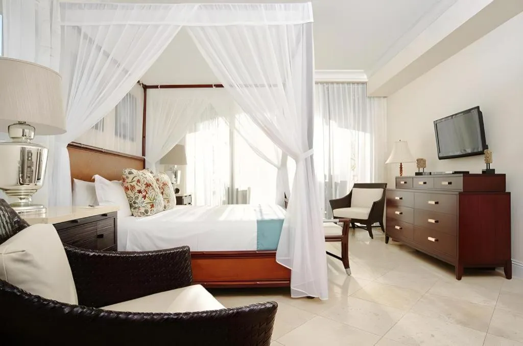 Bed in Seven Stars Resort & Spa