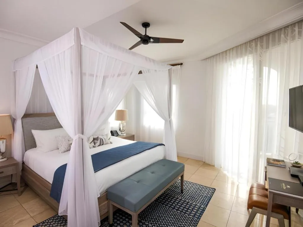 Bed in Seven Stars Resort & Spa