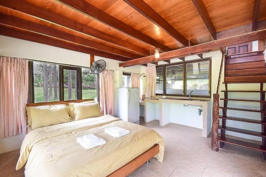 Bed in Nicslongstay Hotel