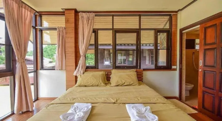 Bed in Nicslongstay Hotel