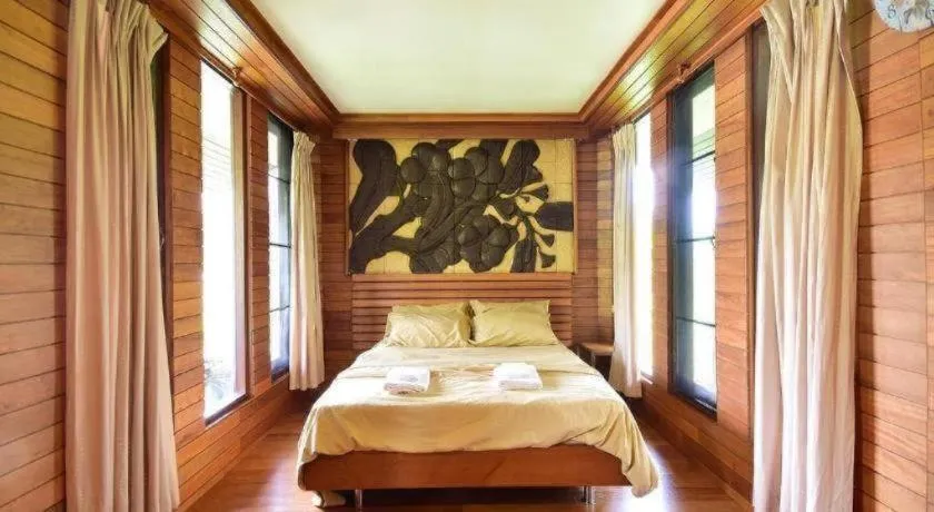 Bed in Nicslongstay Hotel