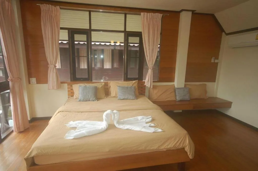 Bed in Nicslongstay Hotel