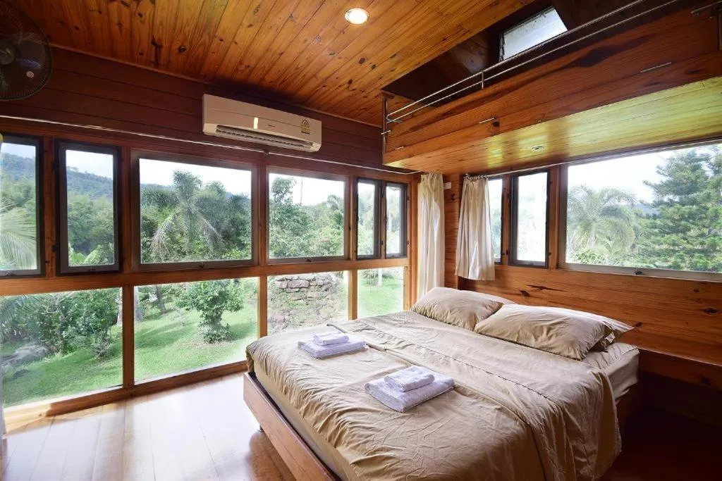 Bed in Nicslongstay Hotel