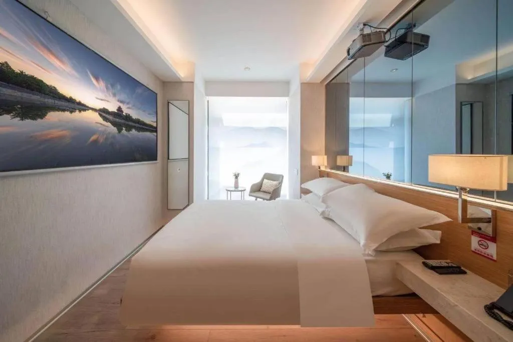 Bed in H-Hotel Riverside Chengdu