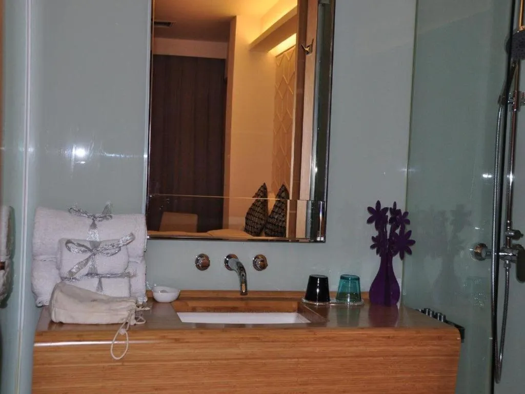 H-Hotel Riverside Chengdu