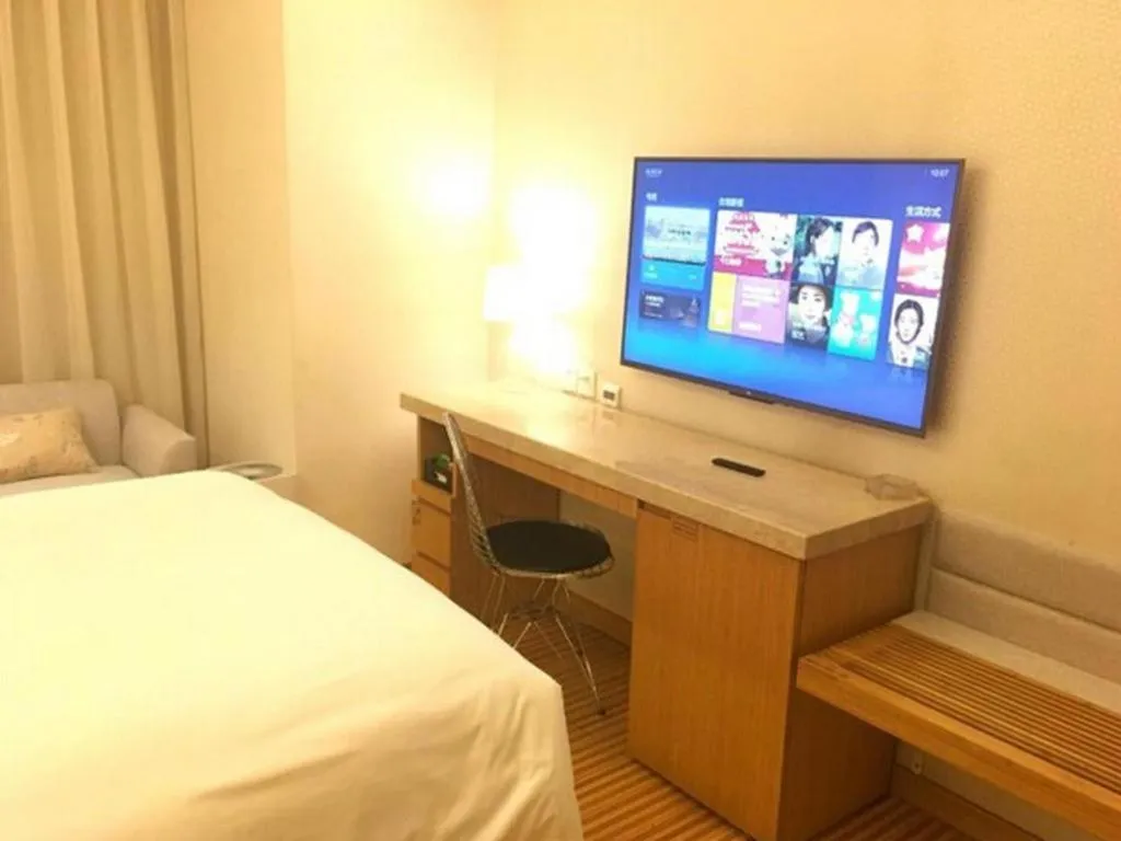 Bed in H-Hotel Riverside Chengdu