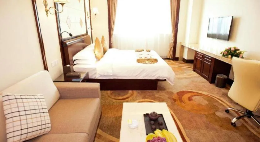 Bed in Sun City Hotel Haikou