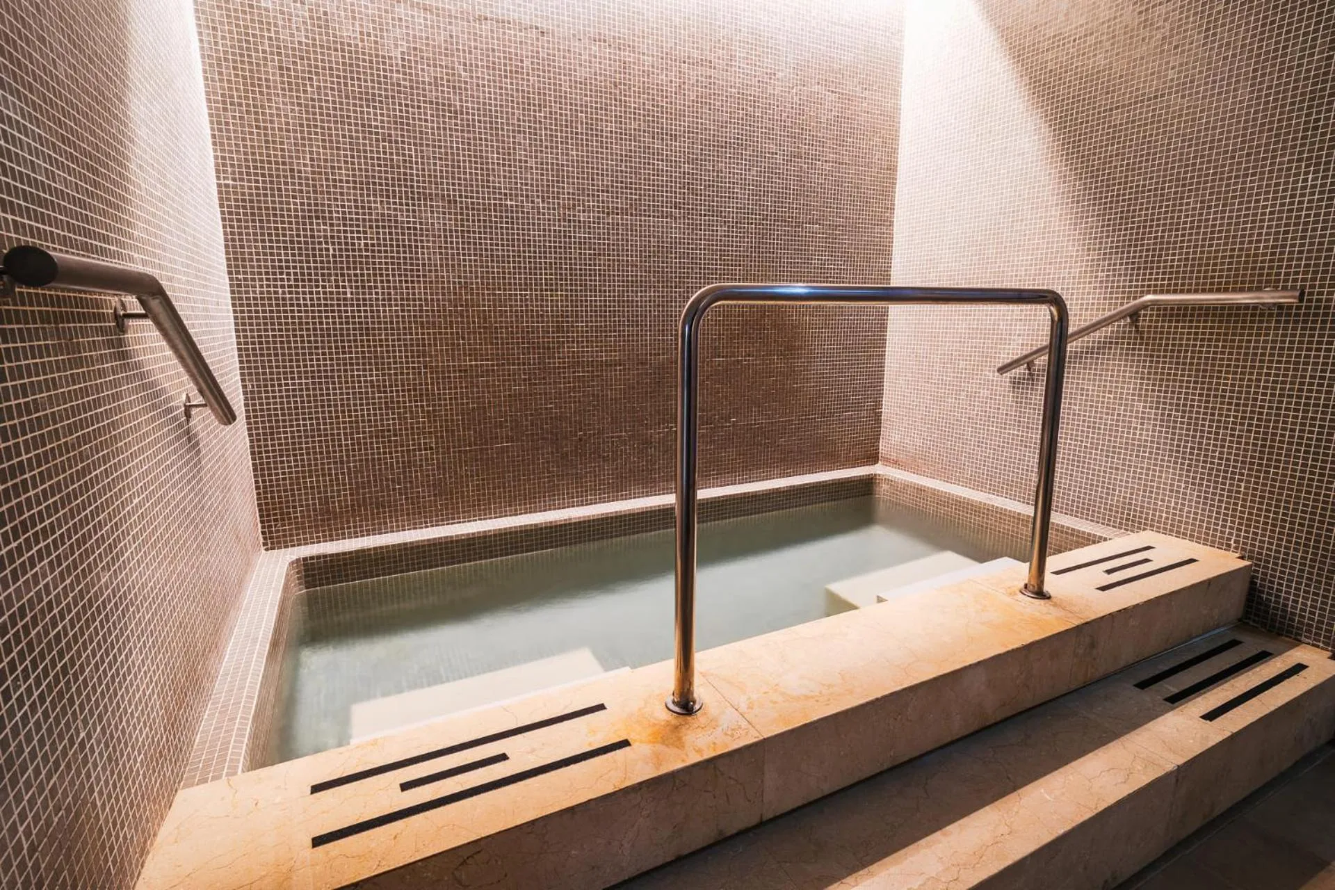 Spa and wellness centre/facilities in URH Hotel Spa Zen Balagares